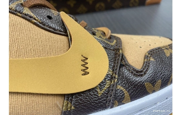 AIR WHITE-LouiV Top -LouiV 1 O-W (WITH CASE) Low JORDAN 0124